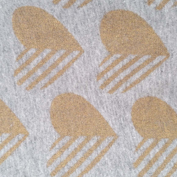 BabyGap Grey with gold Hearts Top - Picture 5 of 9